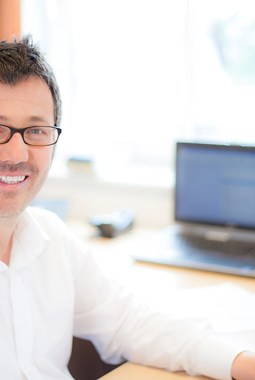 Dipl. Ing. Peter Schmidt 